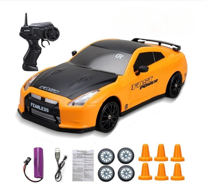 Carrinho de DRIFT de Controle Remoto - JDM (+ 4 Pneus e 6 Cones Extra)